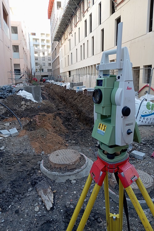 Prestation topographique dans le Sud-Ouest.